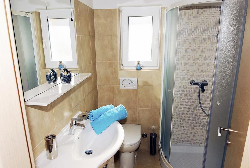 Apartments Maslina Primosten Ngoại thất bức ảnh