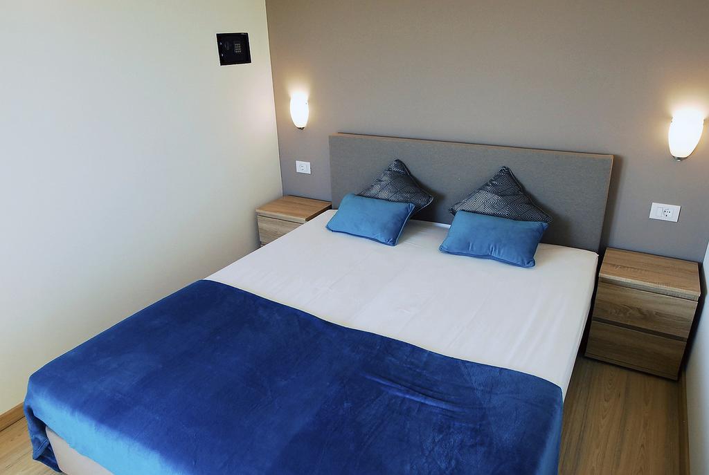 Apartments Maslina Primosten Ngoại thất bức ảnh
