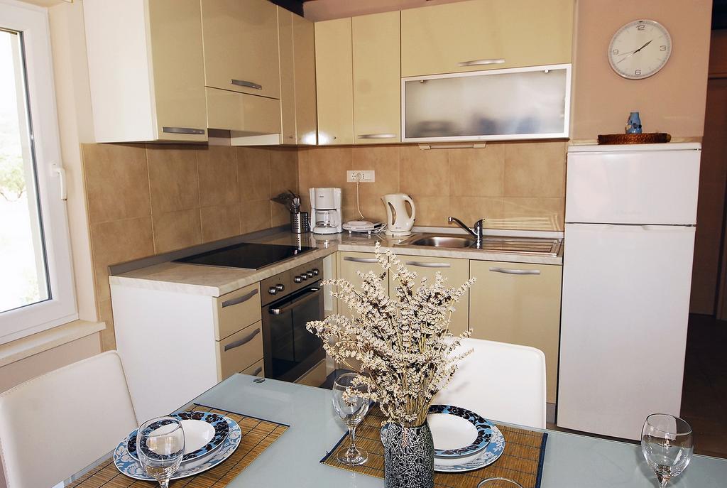 Apartments Maslina Primosten Ngoại thất bức ảnh