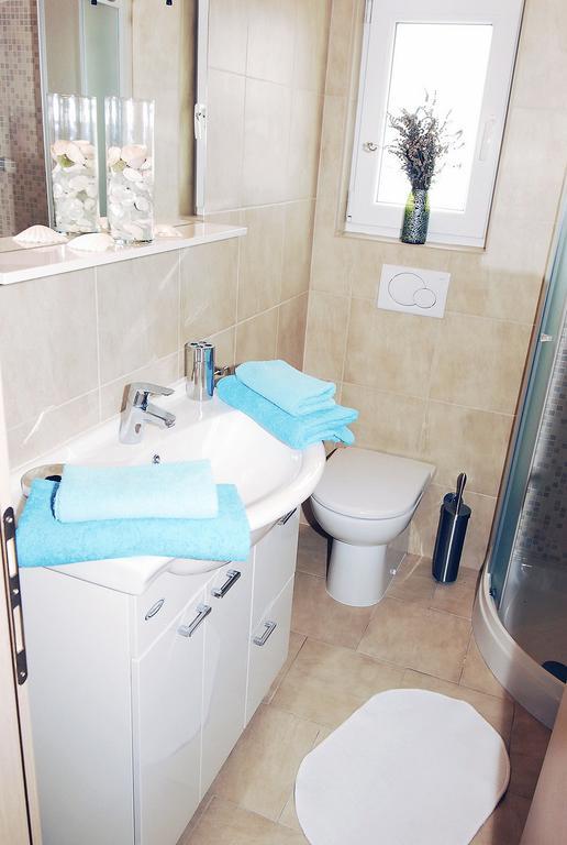 Apartments Maslina Primosten Ngoại thất bức ảnh