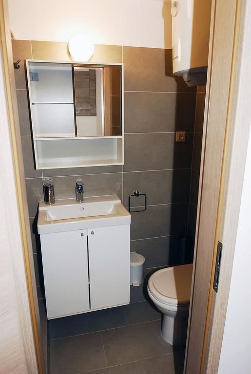 Apartments Maslina Primosten Ngoại thất bức ảnh