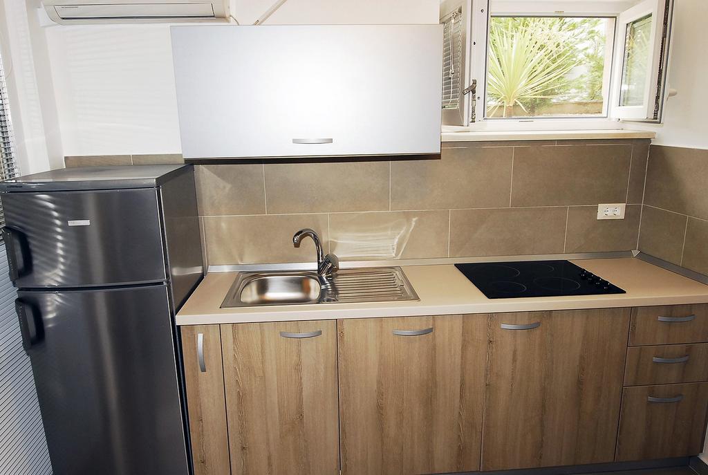Apartments Maslina Primosten Ngoại thất bức ảnh